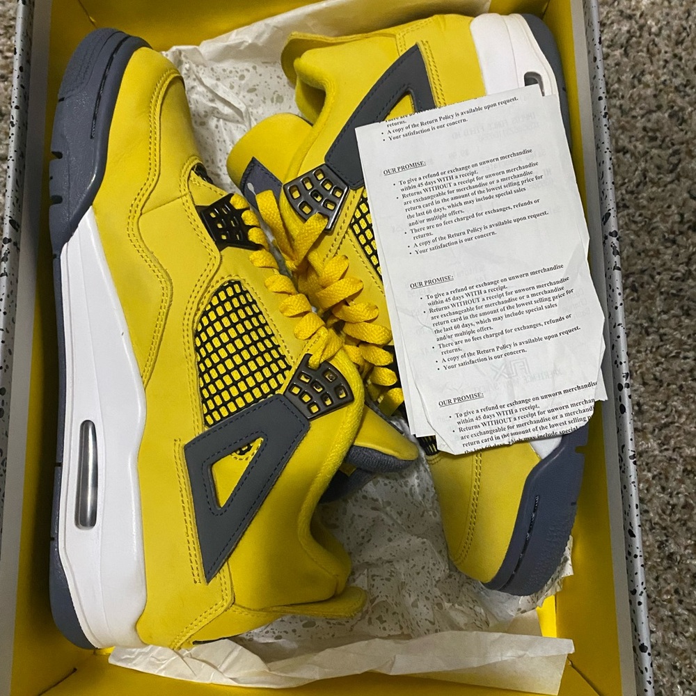 Jordan 4 “Lightning” - Picture 2 of 2